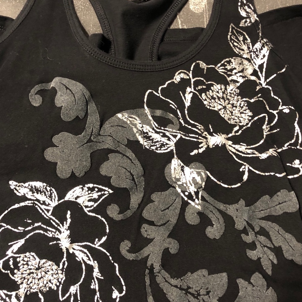 Express Racer Back Flowy Tank Small - Picture 11 of 12